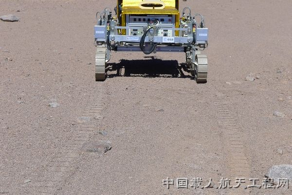 欧洲航天局在阿塔卡马沙漠开展火星车试验-新